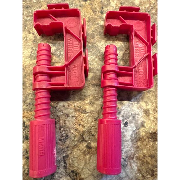 Vintage 1967 Hot Wheels Mattel Universal Track Clamp Red Line Era Lot of 6 - Picture 2 of 4